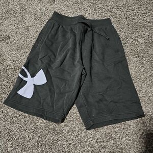 NWOT Under Armour Shorts